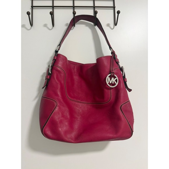 Michael Kors Handbags - Michael Kors Vintage Y2K Magenta Pink Leather Hobo Shoulder Bag